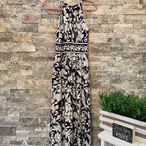 Flower Print Maxi Dress - Picture 1 of 4
